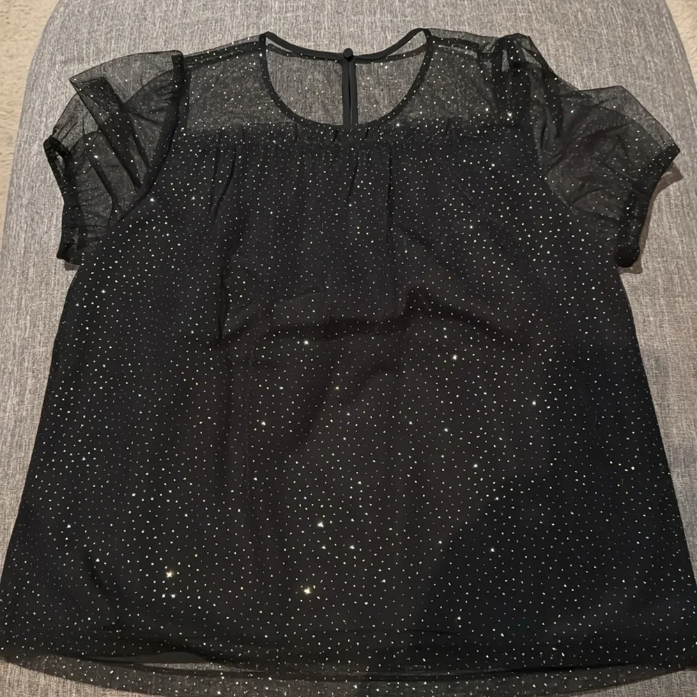 Jcrew black short sleeve shirt with gold accents - Picture 2 of 3